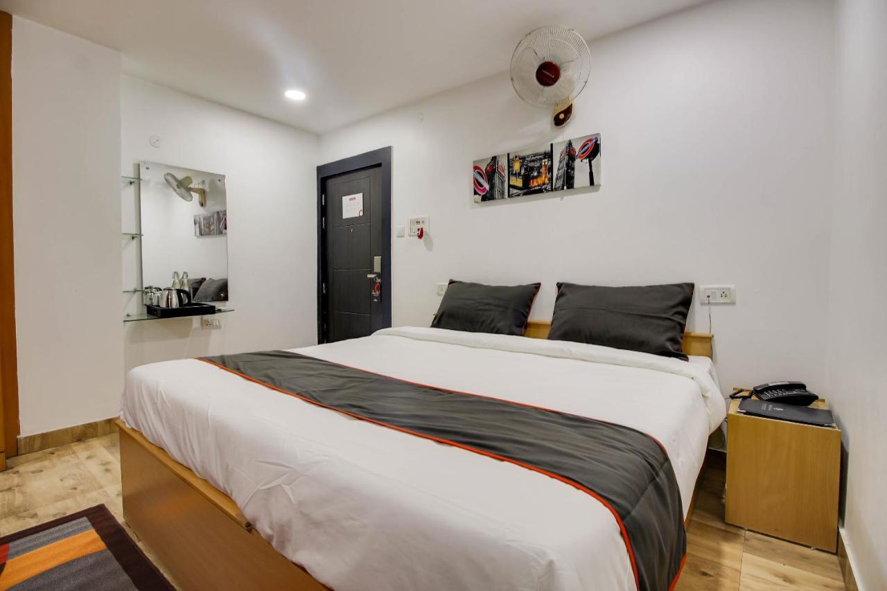 Oyo 2794 Hotel Plaza Inn Guwahati Eksteriør bilde
