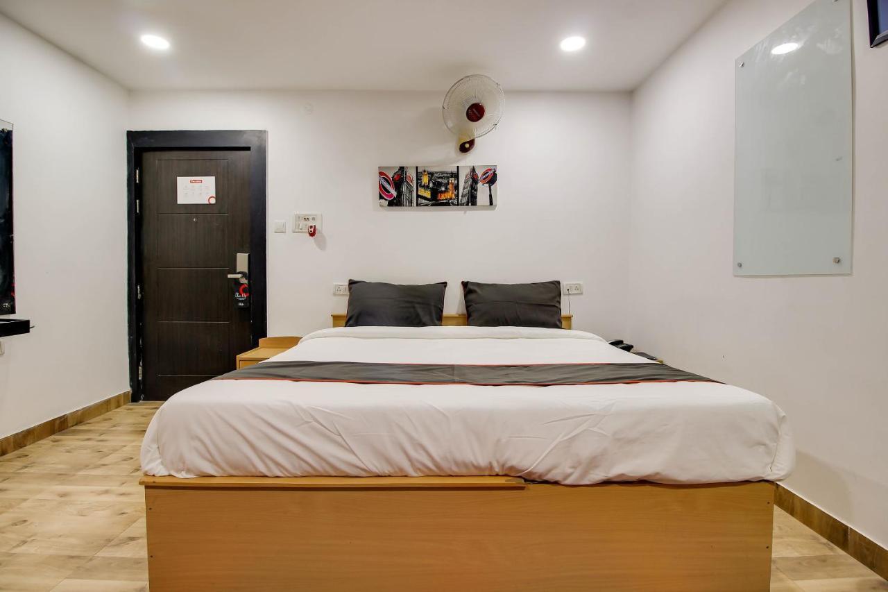 Oyo 2794 Hotel Plaza Inn Guwahati Eksteriør bilde