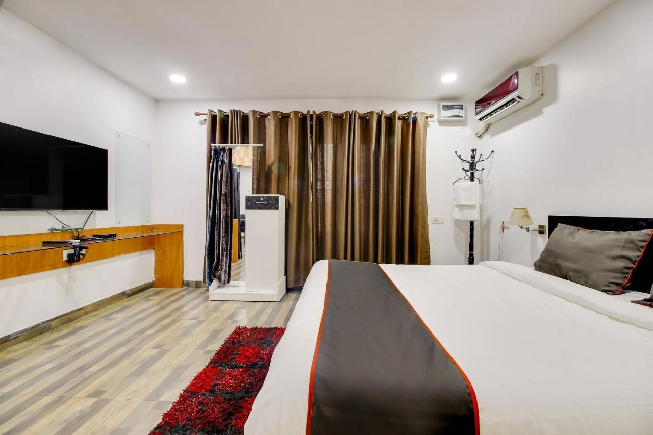 Oyo 2794 Hotel Plaza Inn Guwahati Eksteriør bilde